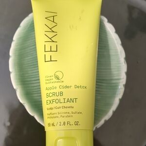 Scrub Exfoliant (Scalp)